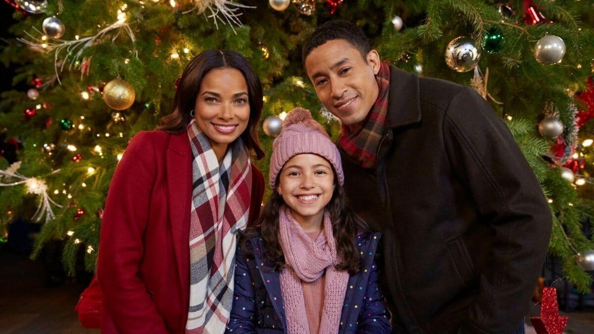 Un sapin de Noël, deux amoureux Poster